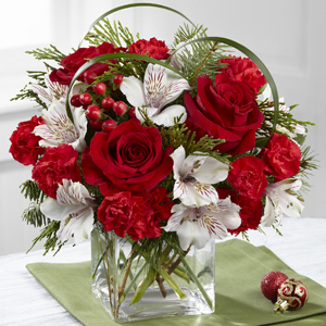 The FTD� Holiday Hopes� Bouquet by Better Homes and Gardens�