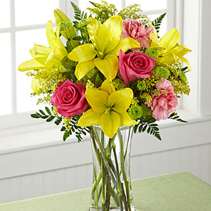 FTD� Bright & Beautiful� Bouquet�