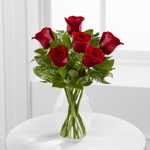 The Simply Enchanting� Rose Bouquet by FTD�