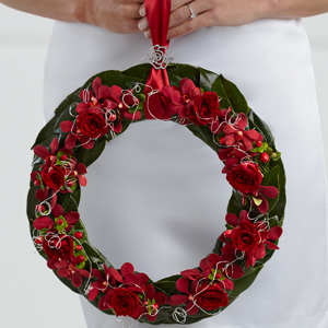 The FTD� Our Special Vows� Bridal Wreath